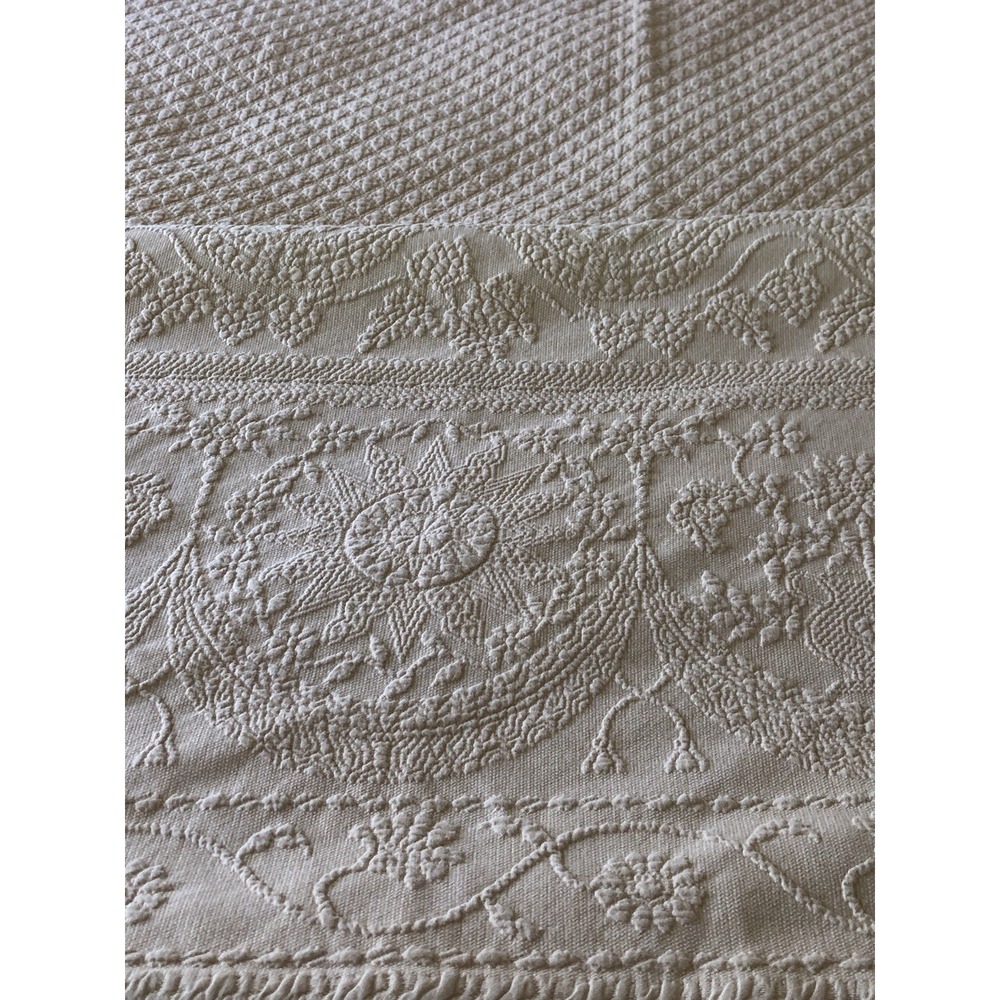 Historic Charleston Foundation Queen Quilt Embossed King Charles Yellow